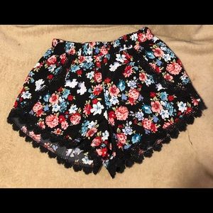 Flower print shorts